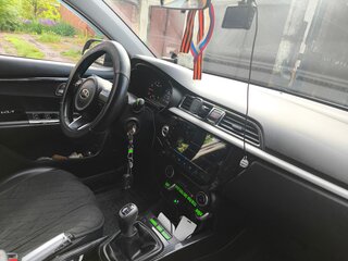 2018 Kia Rio IV, коричневый, 1500000 рублей, вид 2