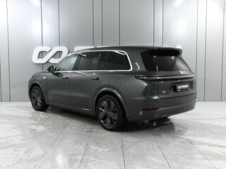 2024 Li Auto (Lixiang) L9 52.3 kWh I Рестайлинг, серый, 9179000 рублей, вид 2