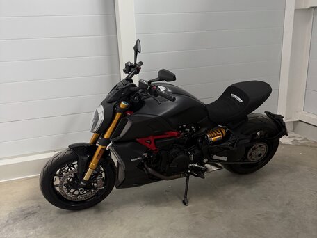2021 Ducati Diavel 1260 S, красный, 2100000 рублей, вид 4