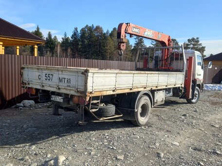 1994 Nissan Condor, белый, 3500000 рублей, вид 3