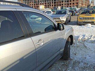 2011 Mitsubishi Outlander II Рестайлинг, серый, 1480000 рублей, вид 3