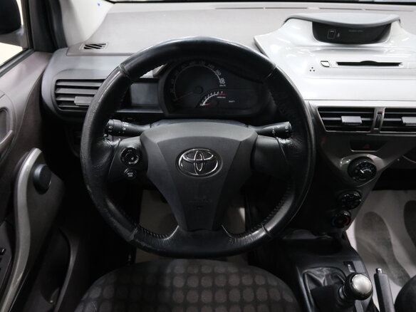 2009 Toyota iQ, фиолетовый, 799000 рублей - вид 10