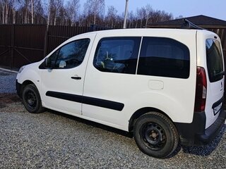 2012 Peugeot Partner II Рестайлинг, белый, 650000 рублей, вид 3