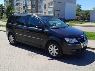 2008 Volkswagen Touran I Рестайлинг, чёрный, 620000 рублей, вид 2
