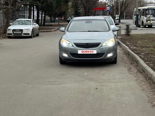 2010 Opel Astra J, серебристый, 600000 рублей, вид 1