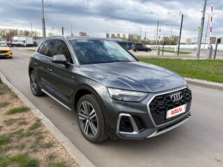 2021 Audi Q5 45 TFSI II (FY) Рестайлинг, серый, 5100000 рублей, вид 3