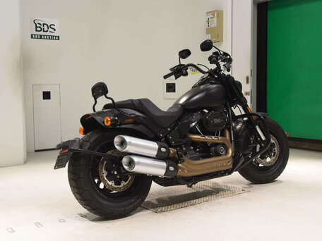 2019 Harley-Davidson Fat Bob, чёрный, 1470000 рублей, вид 5