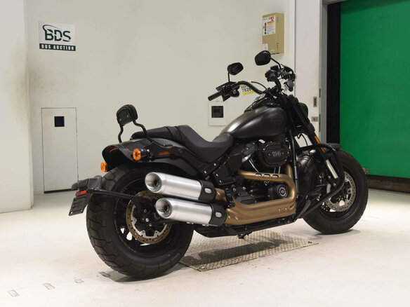 2019 Harley-Davidson Fat Bob, чёрный, 1470000 рублей - вид 4