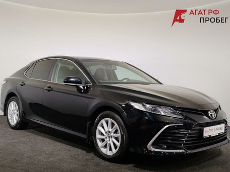 2021 Toyota Camry VIII (XV70) Рестайлинг, чёрный, 2425000 рублей, вид 3