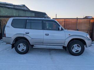 2000 Toyota Land Cruiser Prado 90 Series Рестайлинг, белый, 1490000 рублей, вид 2