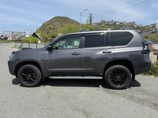 2021 Toyota Land Cruiser Prado 150 Series Рестайлинг 3, серый, 5250000 рублей, вид 5