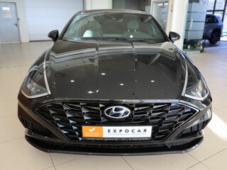 2021 Hyundai Sonata VIII (DN8), чёрный, 2400000 рублей, вид 3