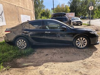 2019 Toyota Camry VIII (XV70), чёрный, 1950000 рублей, вид 2