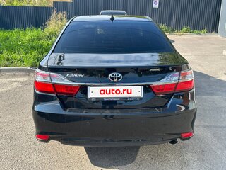 2018 Toyota Camry VII (XV50) Рестайлинг 2, чёрный, 3350000 рублей, вид 4
