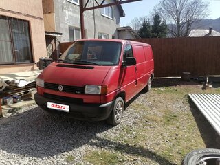 2002 Volkswagen Transporter Long T4, красный, 700000 рублей, вид 1