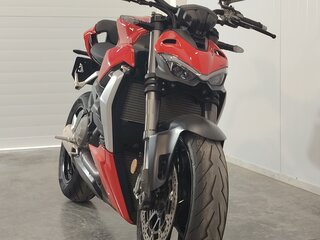 2022 Ducati Streetfighter V2, красный, 1459000 рублей, вид 3