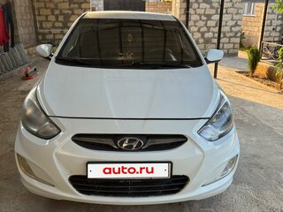 2014 Hyundai Solaris I, белый, 650000 рублей, вид 1