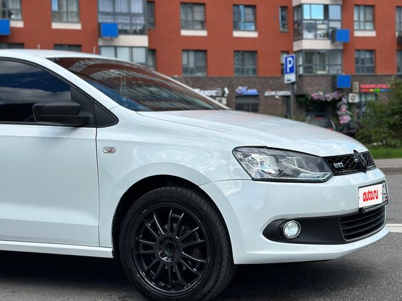 2010 Volkswagen Polo V, белый