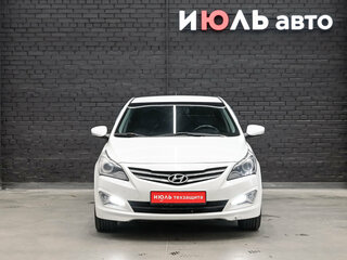 2015 Hyundai Solaris I Рестайлинг, белый, 970000 рублей, вид 2