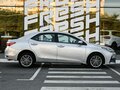 2018 Toyota Corolla XI (E160, E170, E180) Рестайлинг 1, серебристый - вид 4