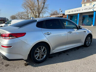 2019 Kia Optima IV Рестайлинг, серый, 1650000 рублей, вид 2