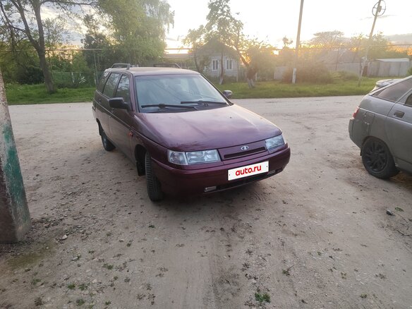 2001 Lada (ВАЗ) 2111, красный, 260000 рублей - вид 1