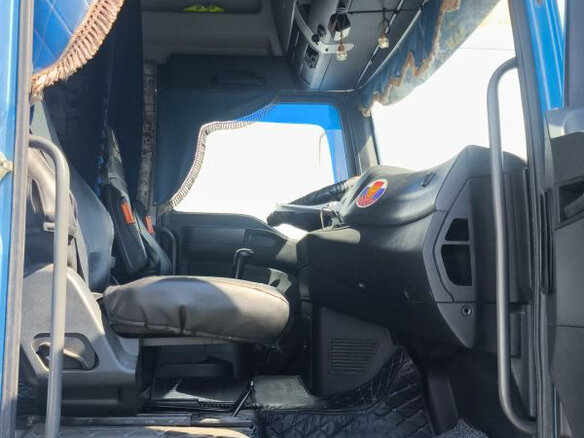 2023 Sinotruk Sitrak C7H, синий, 4650000 рублей - вид 5