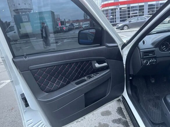 2014 Lada (ВАЗ) Priora I Рестайлинг, белый, 530000 рублей - вид 7