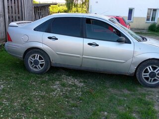 2000 Ford Focus I (North America), серый, 140000 рублей, вид 2