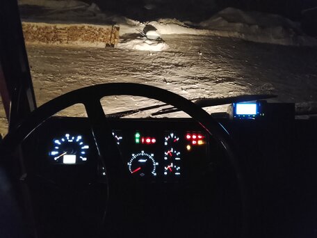 2018 МАЗ 5516, жёлтый, 2800000 рублей, вид 3