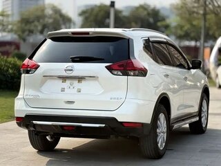 2022 Nissan X-Trail III Рестайлинг, белый, 1810005 рублей, вид 4