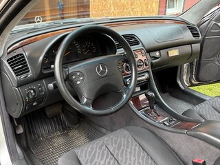 2000 Mercedes-Benz CLK-Класс 200 I (W208) Рестайлинг, серебристый, 550000 рублей, вид 4