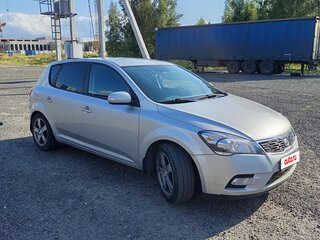 2011 Kia Ceed I Рестайлинг, серебристый, 890000 рублей, вид 2