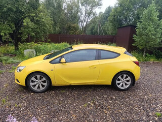2011 Opel Astra GTC J Рестайлинг, жёлтый, 650000 рублей, вид 4