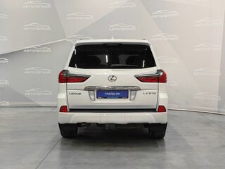 2016 Lexus LX 570 III Рестайлинг 2, белый, 8100000 рублей, вид 3