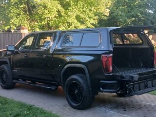 2022 GMC Sierra Crew Cab IV, чёрный, 5750000 рублей, вид 2
