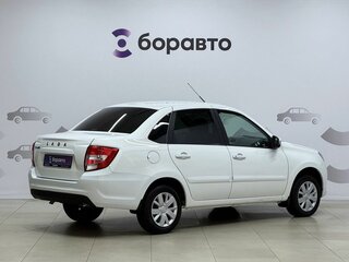 2022 Lada (ВАЗ) Granta I Рестайлинг, белый, 680000 рублей, вид 4