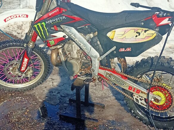 2001 Honda CR 250R, чёрный, 230000 рублей - вид 2