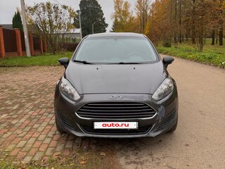 2016 Ford Fiesta Mk6 Рестайлинг, серый, 690000 рублей, вид 2