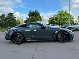 2026 Mercedes-Benz AMG GT 63 S E Performance II, серый, 34720000 рублей, вид 4