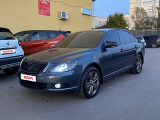 2011 Skoda Octavia II (A5) Рестайлинг, серый, 850000 рублей, вид 1