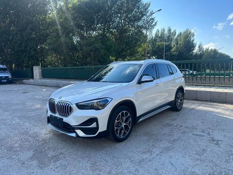 2022 BMW X1 18i sDrive II (F48) Рестайлинг, белый, 2233000 рублей, вид 1