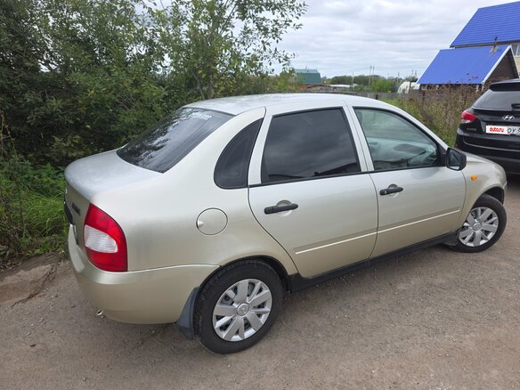 2007 Lada (ВАЗ) Kalina I, белый, 235000 рублей - вид 1
