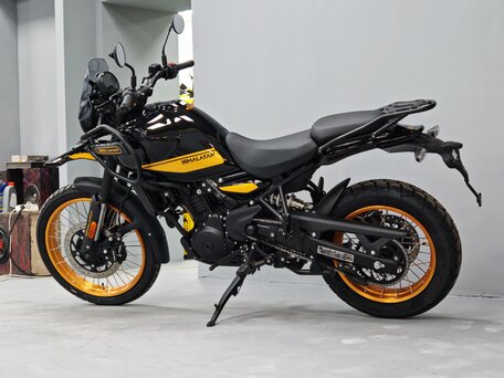 2025 Royal Enfield Himalayan, чёрный, 615000 рублей, вид 2