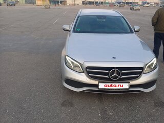 2018 Mercedes-Benz E-Класс 200 d V (W213, S213, C238), серый, 2500000 рублей, вид 1