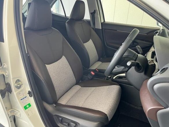 2022 Toyota Yaris Cross I, белый - вид 8