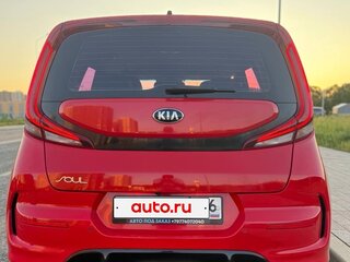 2019 Kia Soul III, красный, 1700000 рублей, вид 4