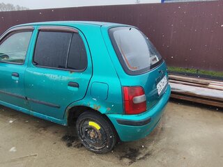 1998 Nissan March II (K11), зелёный, 65000 рублей, вид 3