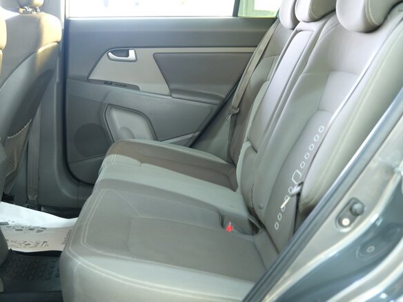 2010 Kia Sportage III, серебристый - вид 18