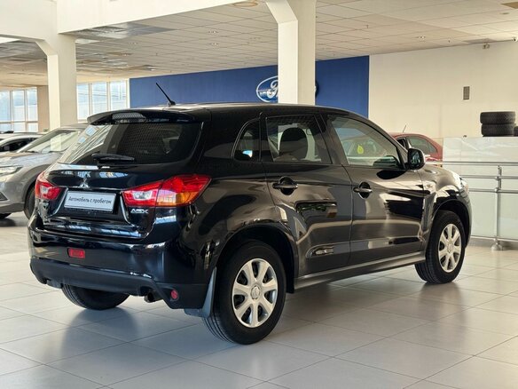 2014 Mitsubishi ASX I Рестайлинг, чёрный, 1240000 рублей - вид 3